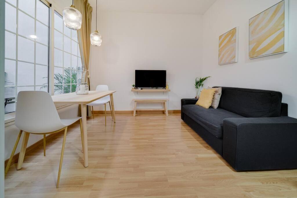 Encantador Apartamento Con Patio Μάλαγα Εξωτερικό φωτογραφία