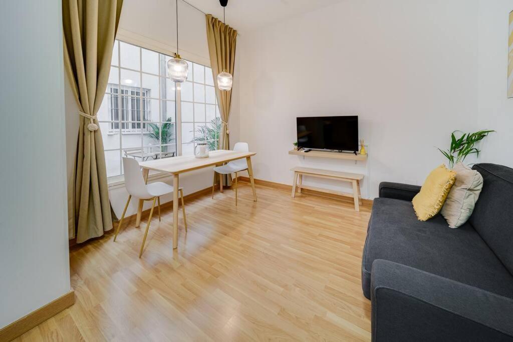 Encantador Apartamento Con Patio Μάλαγα Εξωτερικό φωτογραφία