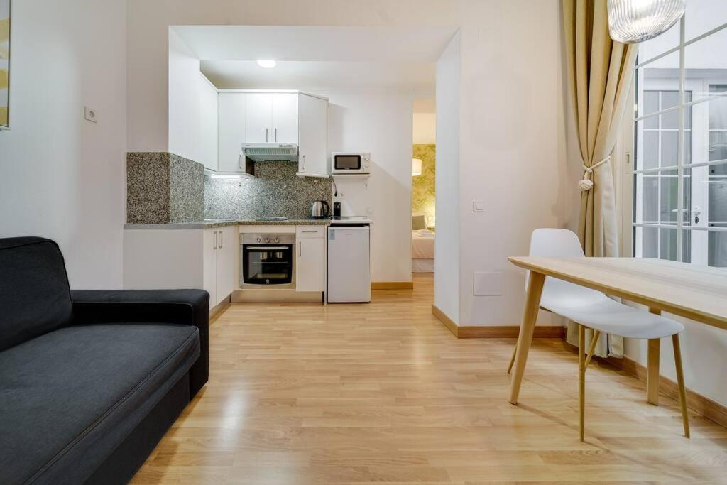 Encantador Apartamento Con Patio Μάλαγα Εξωτερικό φωτογραφία