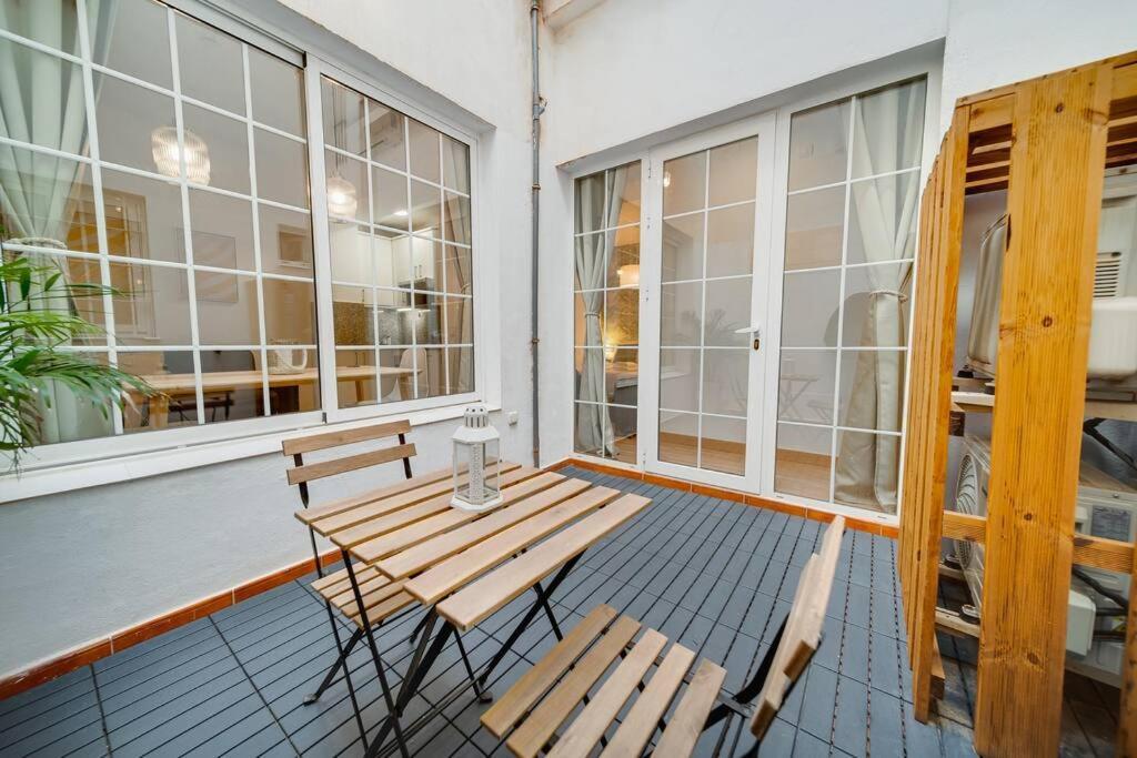 Encantador Apartamento Con Patio Μάλαγα Εξωτερικό φωτογραφία